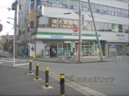 ファミリーマート　大津京駅前店